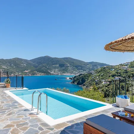 Vista Villa *