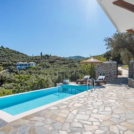 Vista Villa *
