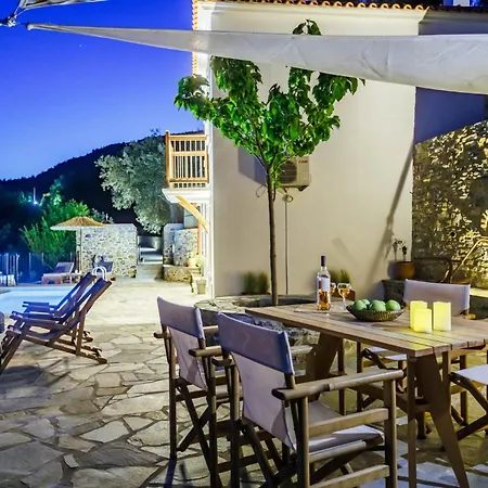 Vista Βίλα Σκόπελος